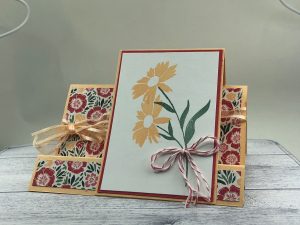 Sending Smiles Fancy Fold Card