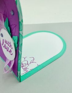 This is a fun fold card using Thankful Garden Stamp set